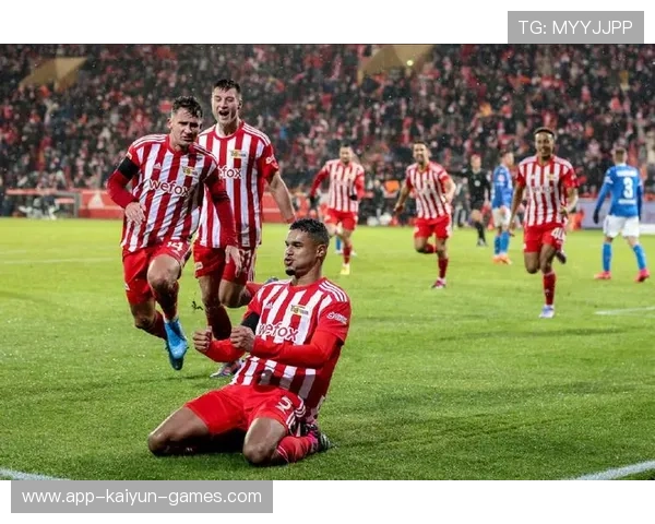 苏里南体育基础建设取得新突破，苏里南男子足球队