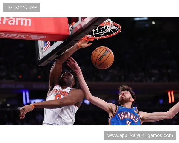 尼克斯三分落下，主场直接炸裂